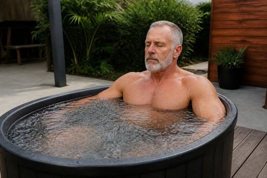 Cold Plunge Benefits for Older Lifters: 2026 Guide
